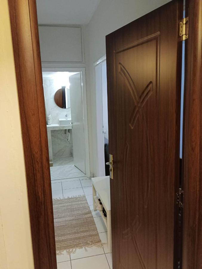 Apartment In The Center Near The Sea カヴァラ エクステリア 写真
