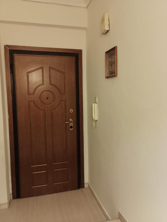 Apartment In The Center Near The Sea カヴァラ エクステリア 写真